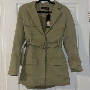 Lioness Steinway Mini Dress/Oversized Blazer Dress. Size US 2 / AU 6. NWT